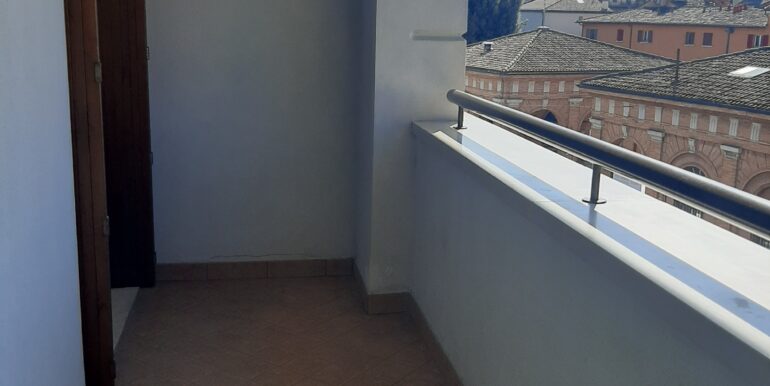 20251010_122636_resized